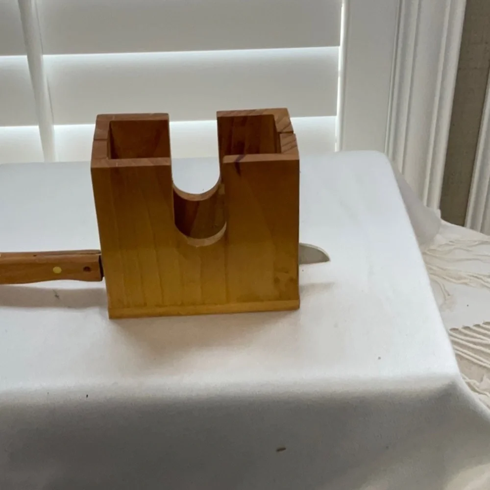 Bread Knife